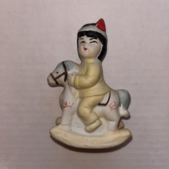 Vintage Indian Bisque figurine with Pony Collectible - Picture 4 of 7